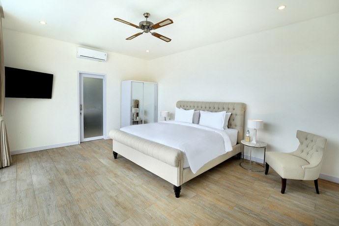 Imagen de la habitación del Hotel Pesaro Villas, Seminyak Collection by Portier. Foto 13