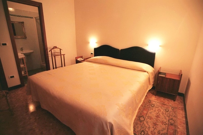 Imagen de la habitación del Hotel Pescetto. Foto 2