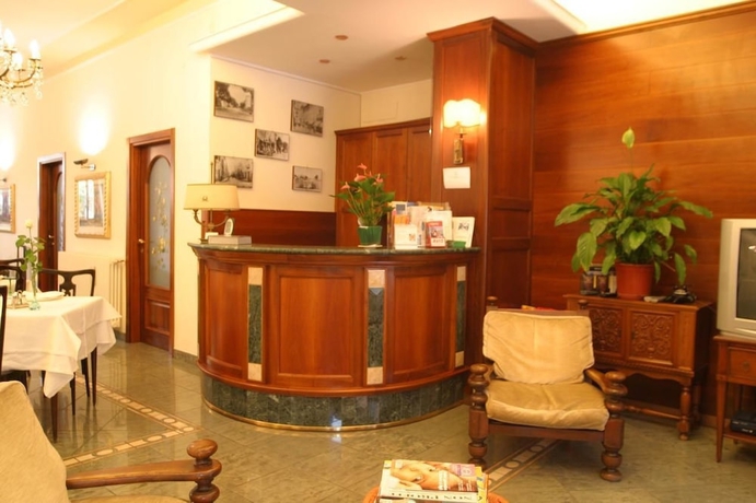 Imagen de los interiores del Hotel Pescetto. Foto 15