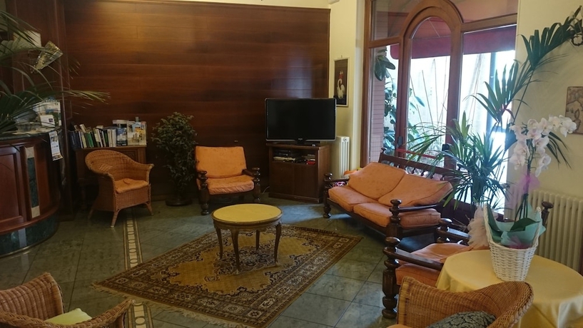 Imagen de los interiores del Hotel Pescetto. Foto 16