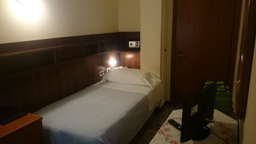 Imagen de la habitación del Hotel Pescetto. Foto 11