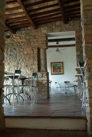 Imagen del bar/restaurante del Hotel Pescille. Foto 2