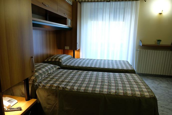 Imagen de la habitación del Hotel Pescofalcone. Foto 12
