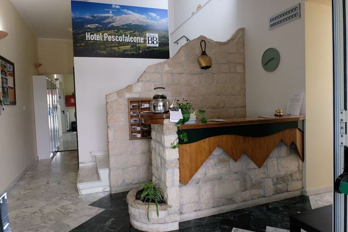 Imagen de los interiores del Hotel Pescofalcone. Foto 18
