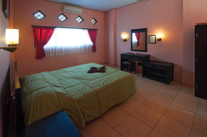 Imagen general del Hotel Pesona Beach Inn. Foto 13