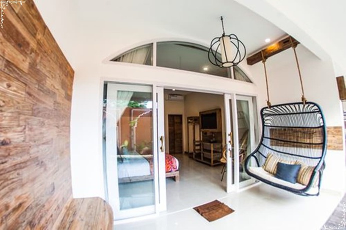 Imagen de la habitación del Hotel Pesona Beach Resort and Spa. Foto 5