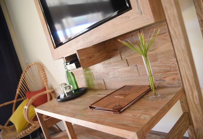 Imagen de la habitación del Hotel Pesona Beach Resort and Spa. Foto 16