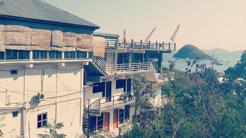 Imagen de los exteriores del Hotel Pesona Restaurant and Room. Foto 31