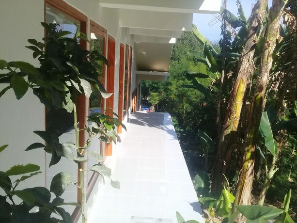 Imagen de los exteriores del Hotel Pesona Restaurant and Room. Foto 32