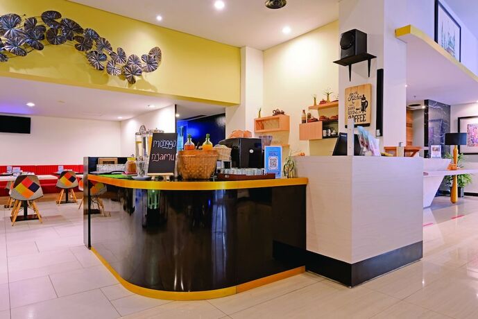 Imagen del bar/restaurante del Hotel Pesonna Semarang. Foto 8