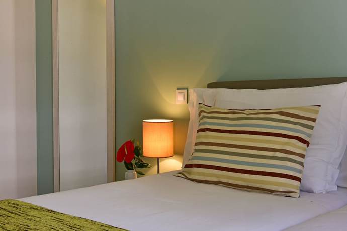 Imagen de la habitación del Hotel Pestana Alvor Beach Villas. Foto 2