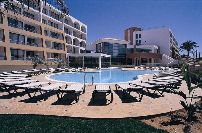 Imagen de los exteriores del Hotel Pestana Alvor Park. Foto 11