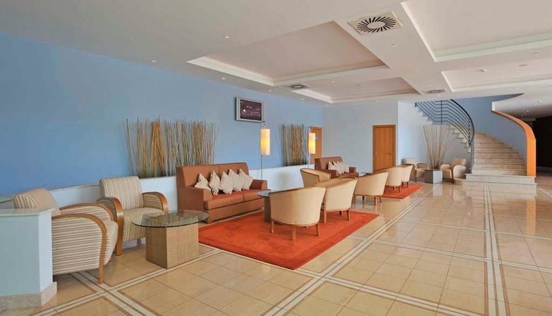 Imagen del bar/restaurante del Hotel Pestana Alvor Park. Foto 3