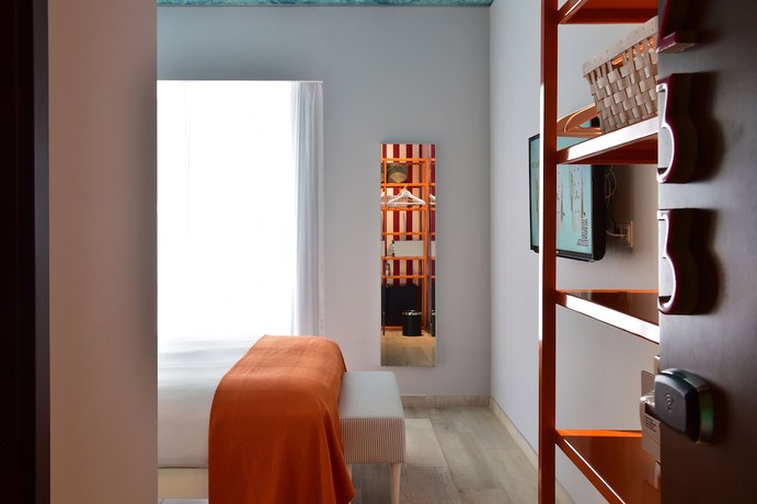 Imagen de los interiores del Hotel Pestana Alvor South Beach. Foto 19