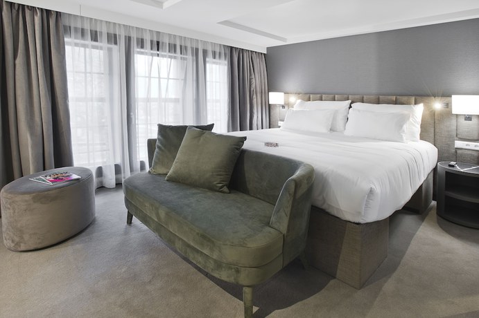 Imagen de la habitación del Hotel Pestana Amsterdam Riverside. Foto 15