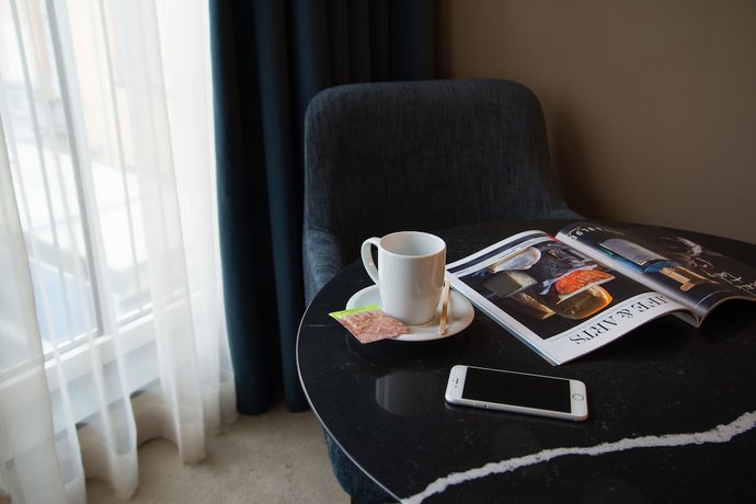 Imagen de la habitación del Hotel Pestana Amsterdam Riverside. Foto 24