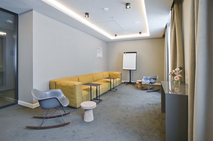 Imagen de los interiores del Hotel Pestana Amsterdam Riverside. Foto 38