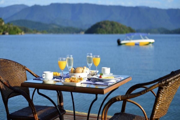 Imagen general del Hotel Pestana Angra Beach Bungalows. Foto 15