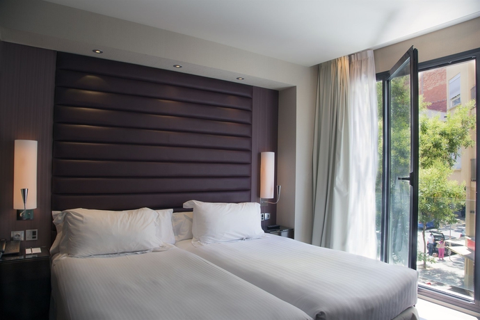 Imagen de la habitación del Hotel Pestana Arena Barcelona. Foto 6