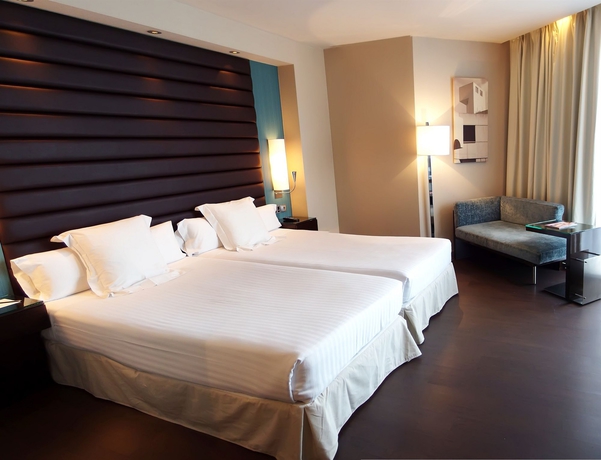 Imagen de la habitación del Hotel Pestana Arena Barcelona. Foto 8