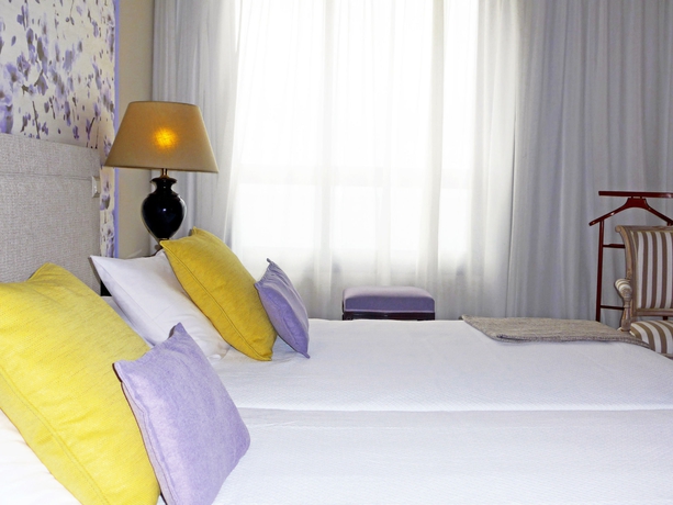 Imagen de la habitación del Hotel Pestana Bahia Praia Nature and Beach Resort. Foto 7