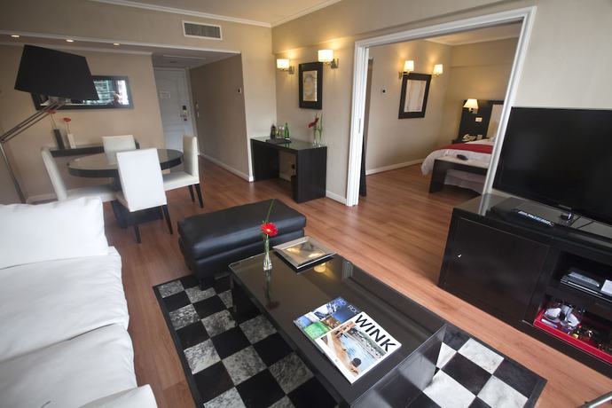 Imagen de la habitación del Hotel Pestana Buenos Aires. Foto 13