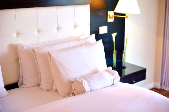 Imagen de la habitación del Hotel Pestana Buenos Aires. Foto 18