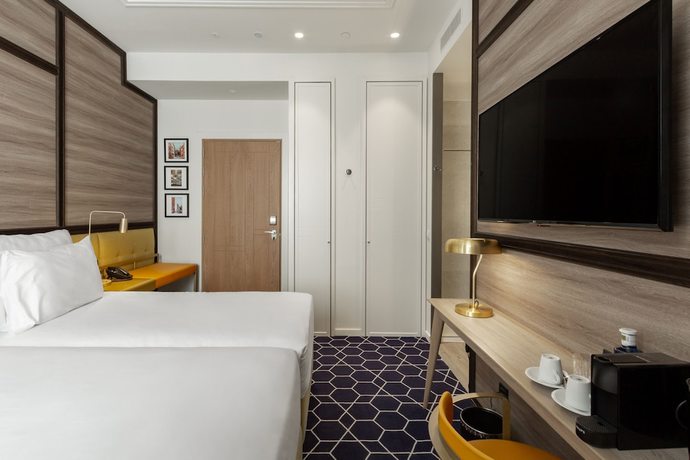 Imagen de la habitación del Hotel Pestana CR7 Gran Vía Madrid. Foto 10