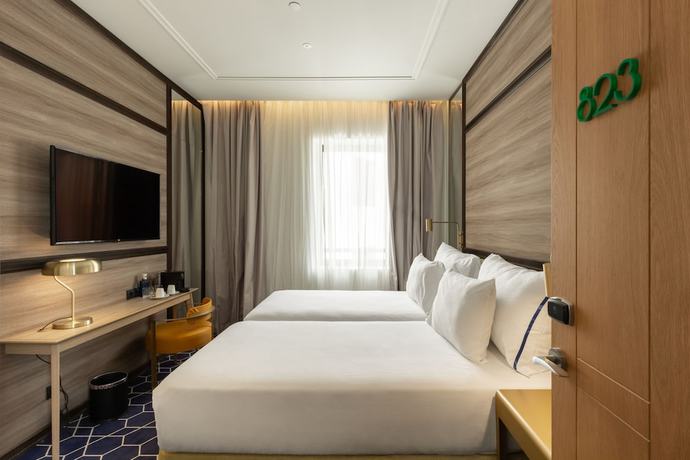 Imagen de la habitación del Hotel Pestana CR7 Gran Vía Madrid. Foto 13