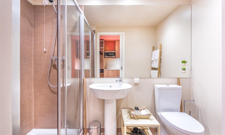 Imagen de la habitación del Hotel Pestana Casino Studios. Foto 6