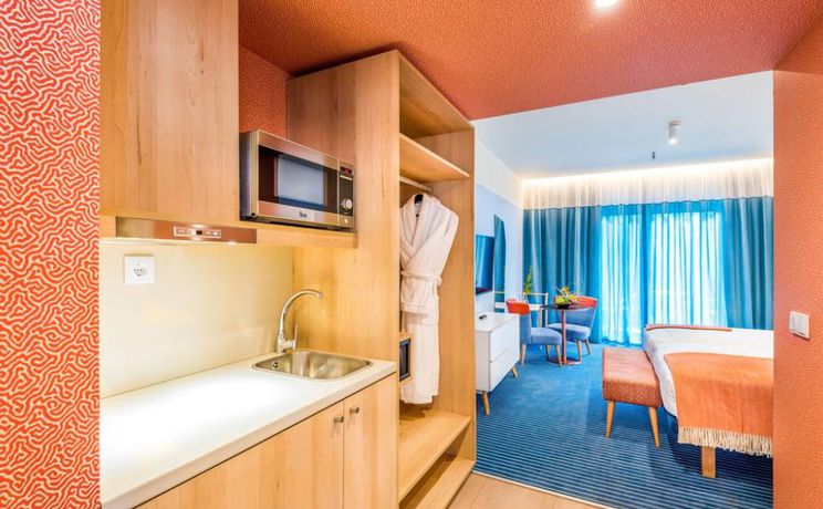 Imagen de la habitación del Hotel Pestana Casino Studios. Foto 7