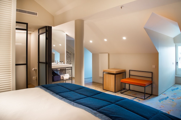 Imagen de la habitación del Hotel Pestana Collection Plaza Mayor. Foto 15