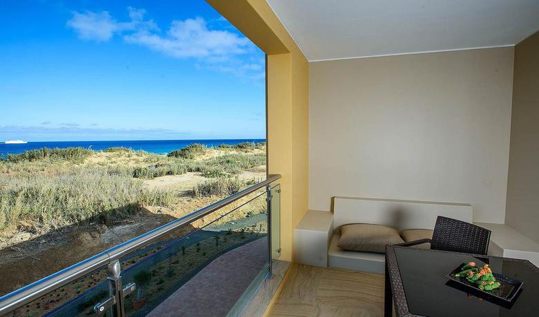 Imagen de los exteriores del Hotel Pestana Colombos Premium Club All Inclusive. Foto 11