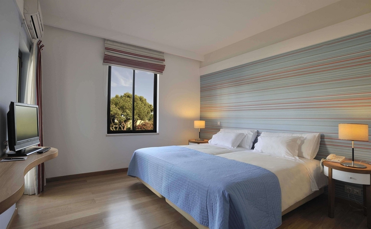 Imagen de la habitación del Hotel Pestana Dom João II. Foto 4