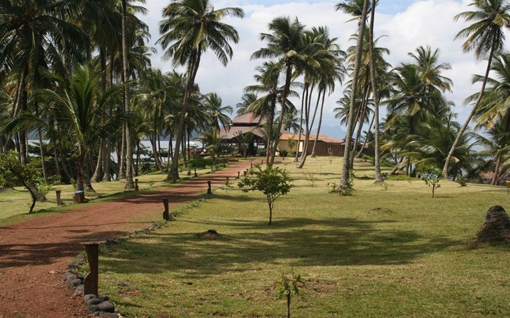 Imagen de los exteriores del Hotel Pestana Equador Ilheu das Rolas. Foto 11