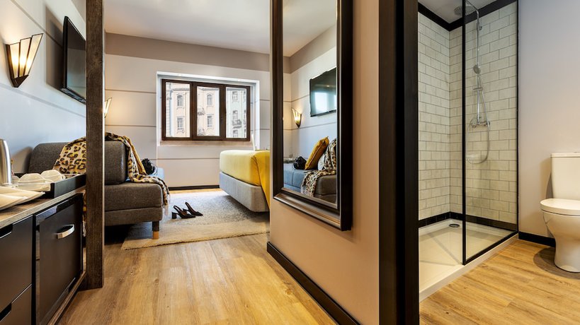 Imagen de la habitación del Hotel Pestana Lisboa Vintage. Foto 7