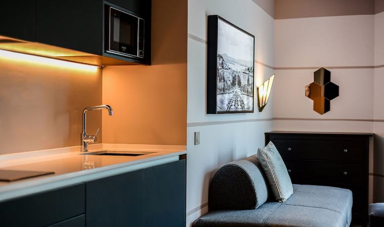 Imagen de la habitación del Hotel Pestana Lisboa Vintage. Foto 9