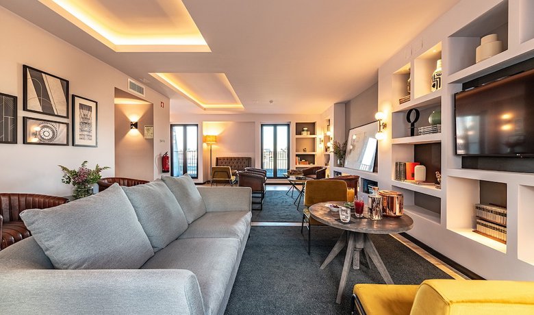 Imagen del bar/restaurante del Hotel Pestana Lisboa Vintage. Foto 2