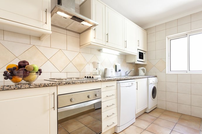 Imagen de la habitación del Hotel Pestana Palm Gardens. Foto 8