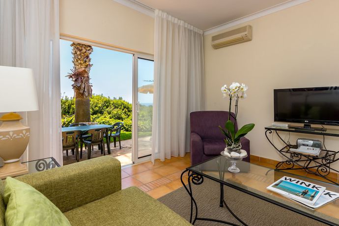 Imagen de la habitación del Hotel Pestana Palm Gardens. Foto 19