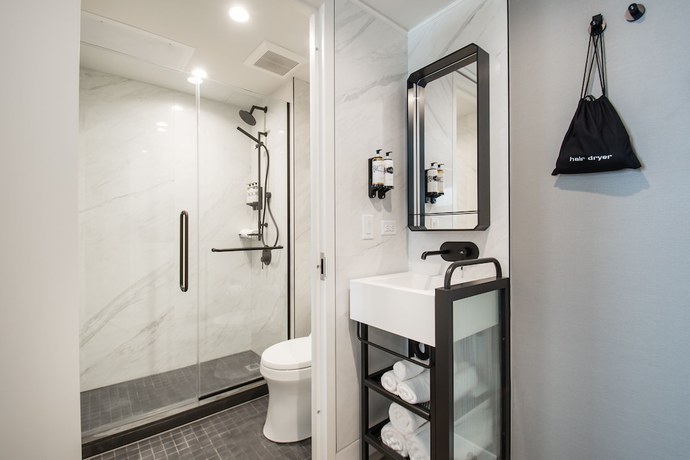 Imagen de la habitación del Hotel Pestana Park Avenue. Foto 10