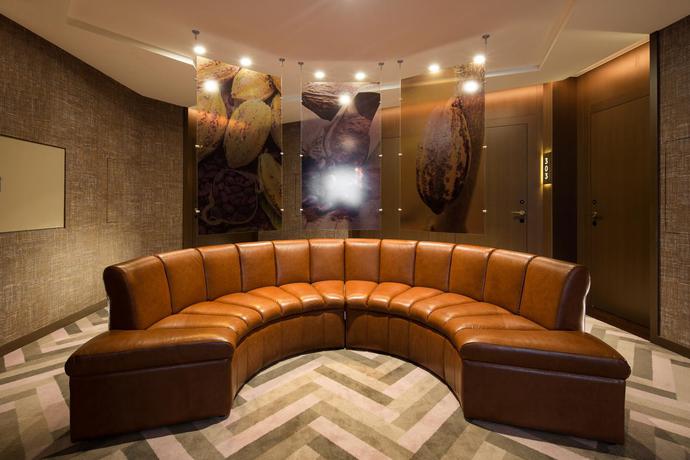 Imagen de los interiores del Hotel Pestana Porto - A Brasileira, City Center and Heritage Building. Foto 9