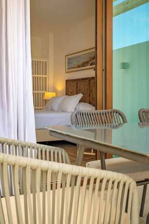 Imagen de la habitación del Hotel Pestana Porto Covo Village. Foto 10