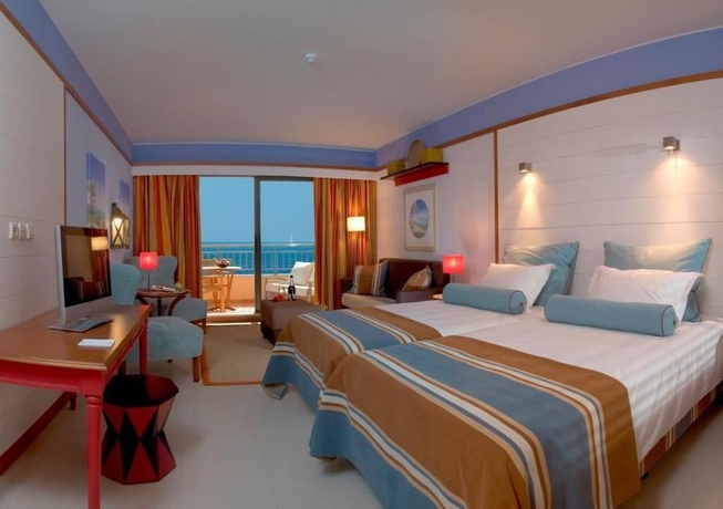 Imagen de la habitación del Hotel Pestana Porto Santo Premium All Inclusive Beach and SPA Resort. Foto 5