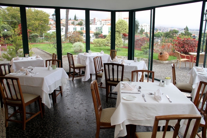 Imagen del bar/restaurante del Hotel Pestana Quinta Perestrello Premium Boutique. Foto 3