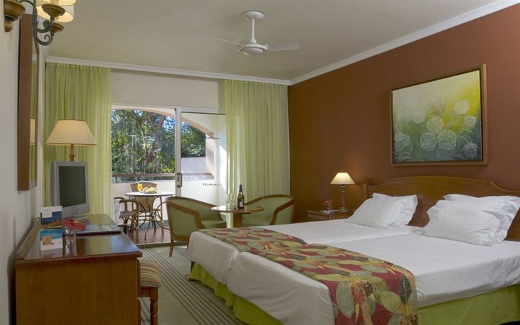 Imagen de la habitación del Hotel Pestana Village Garden. Foto 3