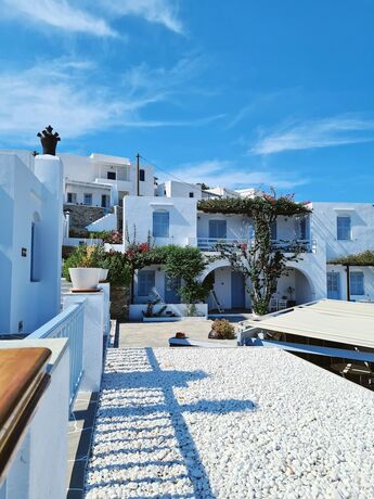 Imagen general del Hotel Petali Village, Exampela. Foto 4