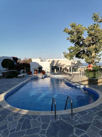 Imagen general del Hotel Petali Village, Exampela. Foto 8