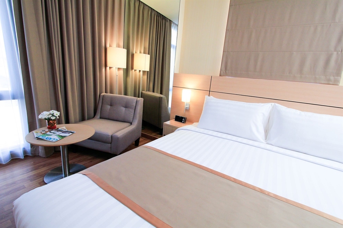 Imagen de los interiores del Hotel Petals Inn. Foto 6