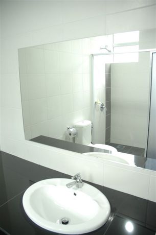 Imagen de la habitación del Hotel Petanak Lodge. Foto 7